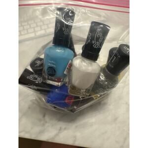 10 Pieces Sally Hansen Gel Nail Polish - Long Lasting and Versatile
